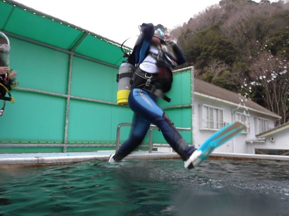 水面を歩く練習（ウソ）