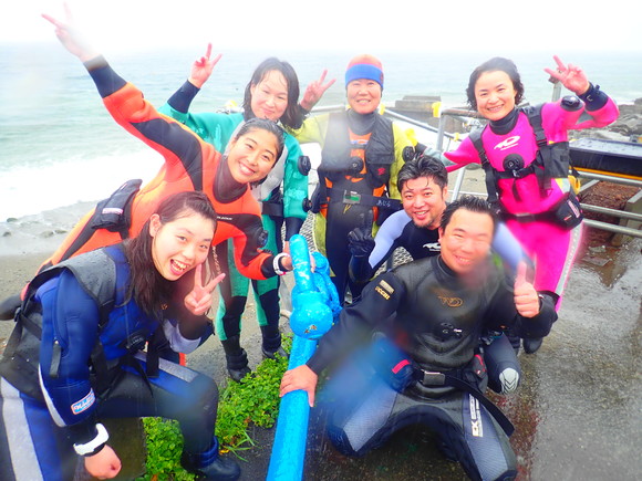 初日は大雨の中獅子浜で1dive