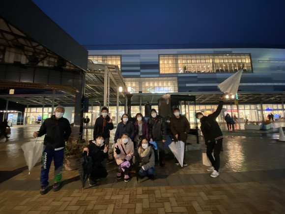 熱海駅の前でパシャリ