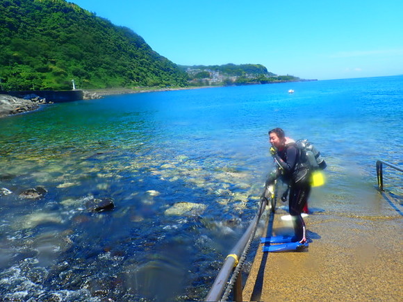 ベタベタベタ凪の海