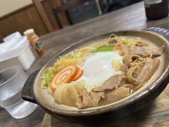 名物「もつ煮込みうどん」